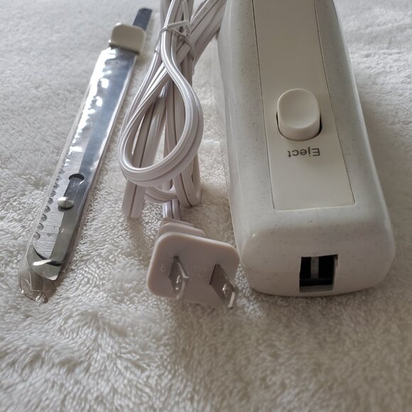 Toastmaster Platinum Electric Carving Knife 6111S - Picture 9 of 10